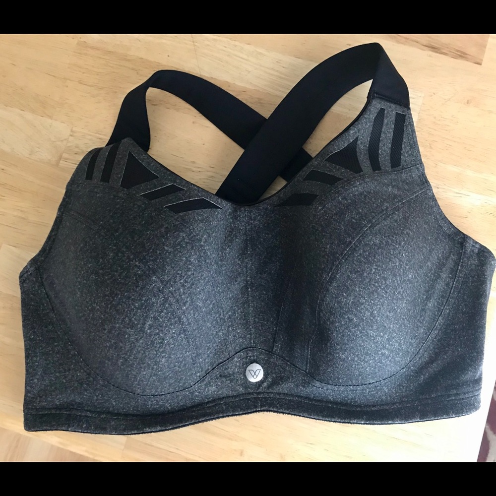 Livi Active Cooling Underwire Sport Bra